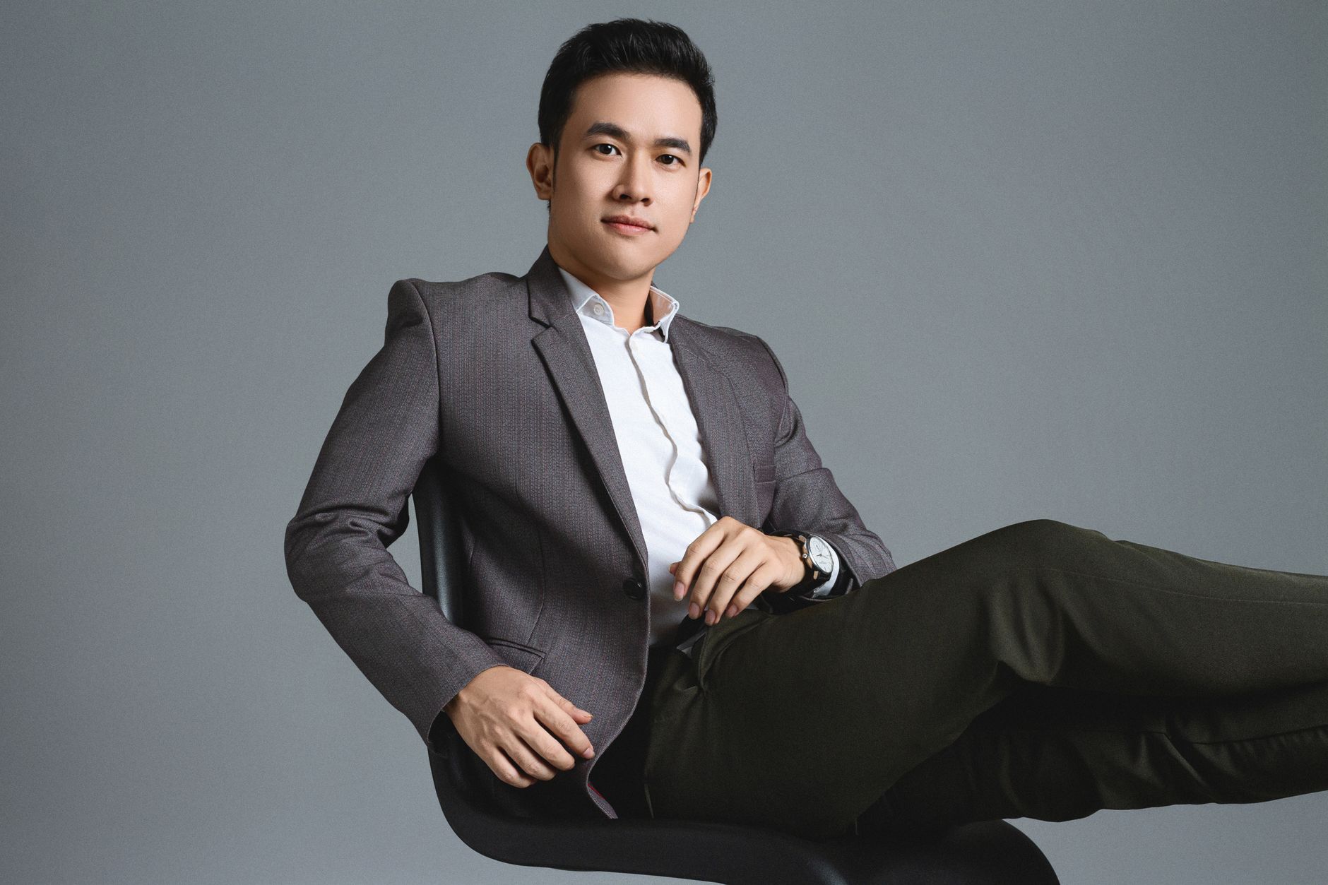 Mico Live - Cơ Hội Hay Rủi Ro Cho Idol Tại Việt Nam?