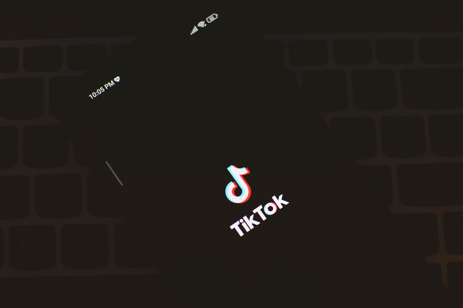 Reaction video trên TikTok Live - Hướng dẫn toàn diện